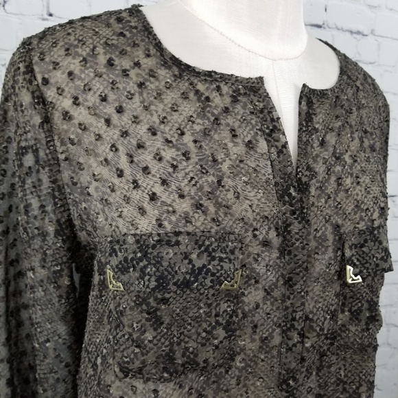 OUTBACK RED | long sleeve animal print blouse - Picture 2 of 7